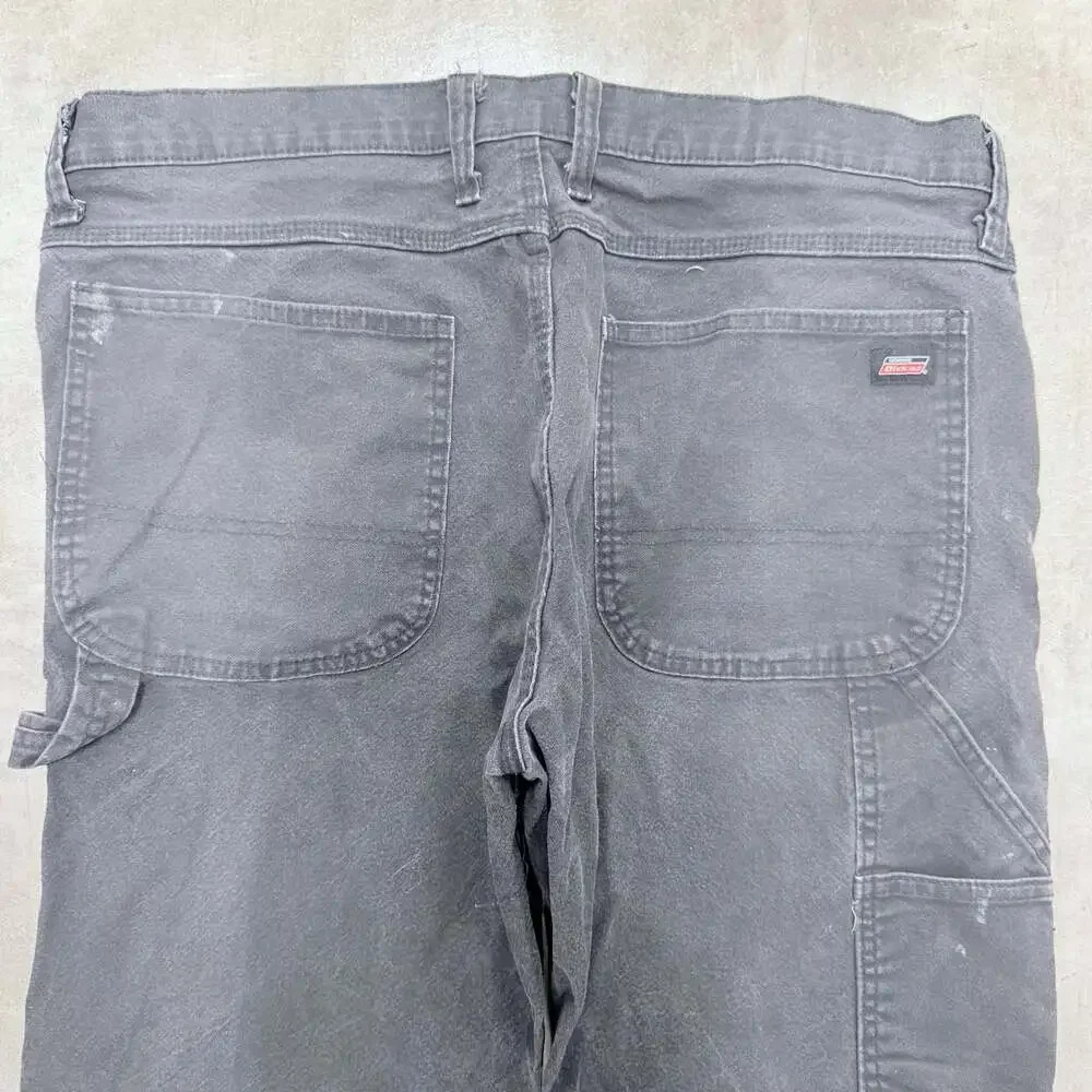 Dickies description carpenter